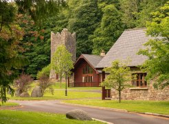 -15% Early Bird Summer Lodge Special at Mount Falcon